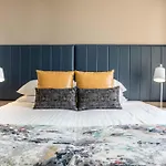 Central Located 1-Bed With Gym, Sauna And Pool
